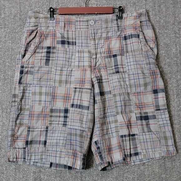 Urban Pipeline Shorts Mens 40* Gray Plaid Madras Patchwork 11" Inseam Bermuda - Picture 1 of 9